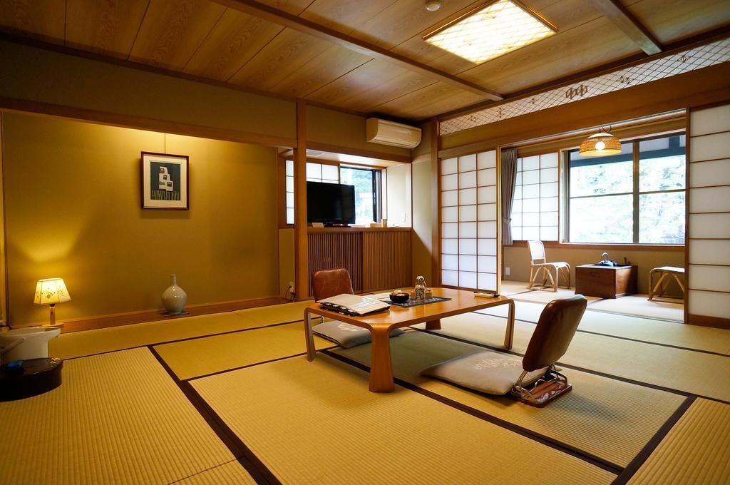 Sumiyosiya Ryokan Нодзава-Онсен Екстер'єр фото